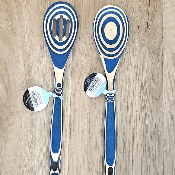 Island Bamboo Other - NWT Island Bamboo PAKKA WOOD 2 pc durable serving set